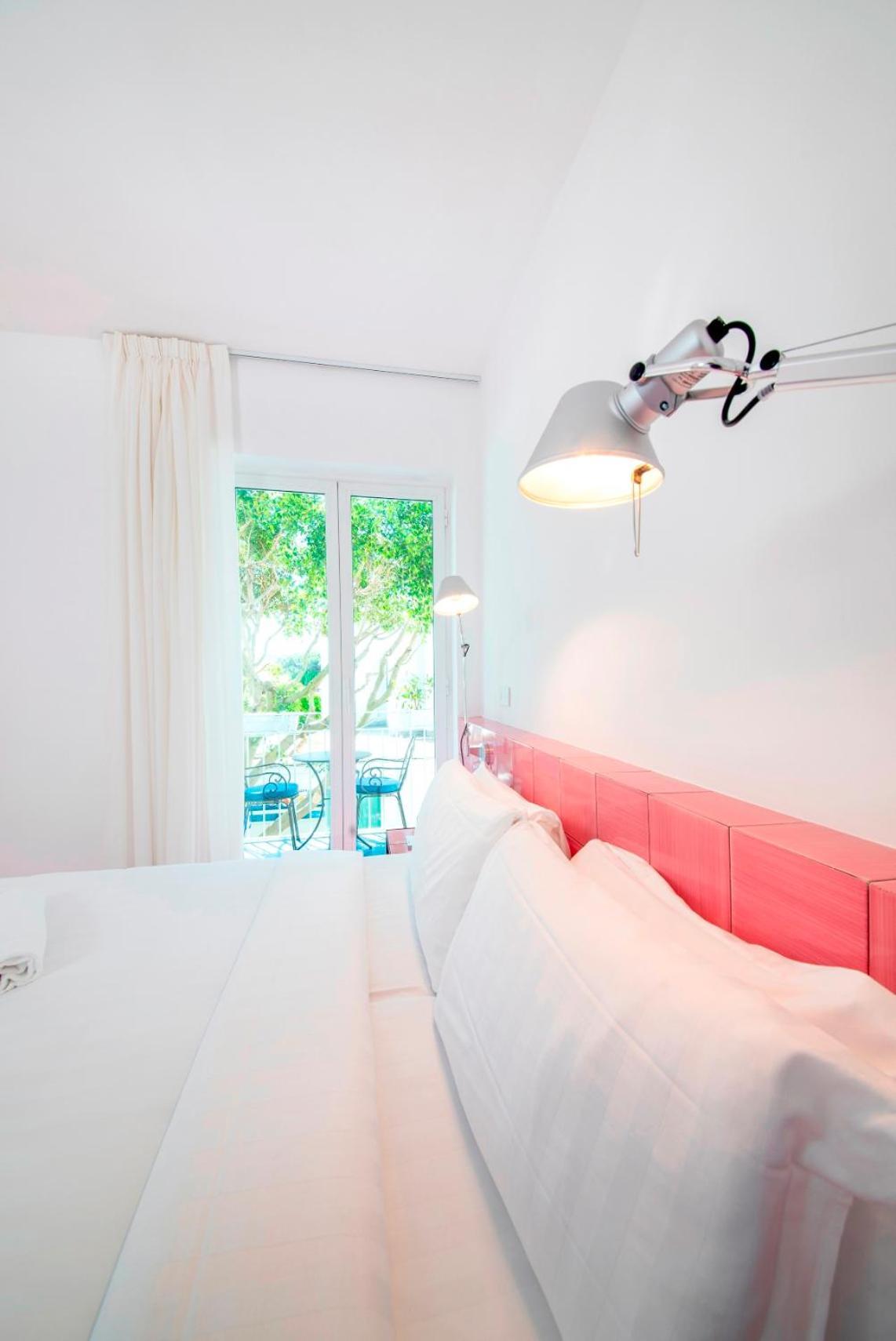 Large Double or Twin Room